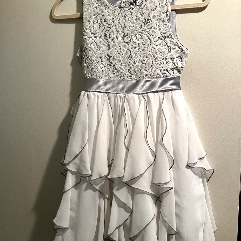 Emily West White Ruffled Tiered A-line Dress for Weddings